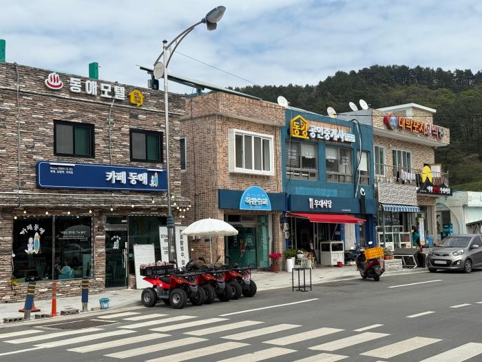 통영시 ‘사량도 진촌상가 골목형상점가’  경상남도 도서지역 최초 지정 기사 이미지