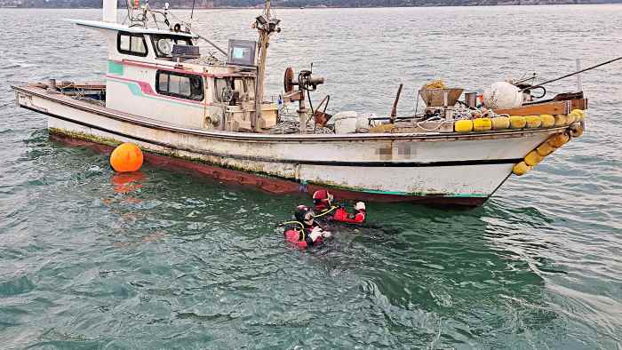 통영해경, 통영시 수월항 인근 해상 실종자 수색 총력 기사 이미지