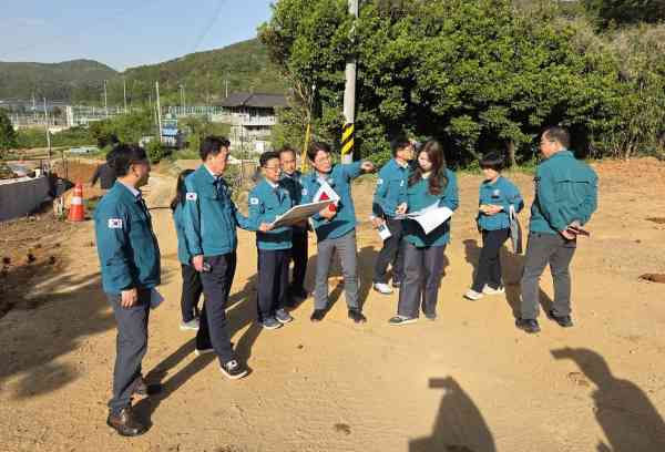 통영시, 주요 사업 현장 점검 돌입…“문제는 현장에서 푼다” 기사 이미지