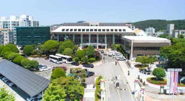 통영시, 도내 최초 어린이집 차량운영비 인상 지원 기사 이미지